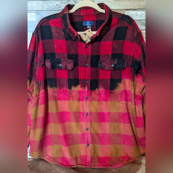 San Francisco 49ers Upcycled Dip Dye Bleach Flannel Shirt - Picture 11 of 15
